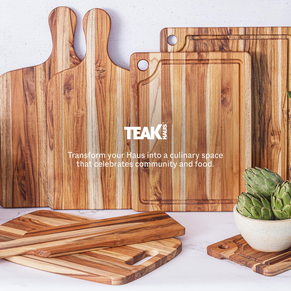 Teakhaus planche en mise en scène service fromage et charcuterie, présentation soignée