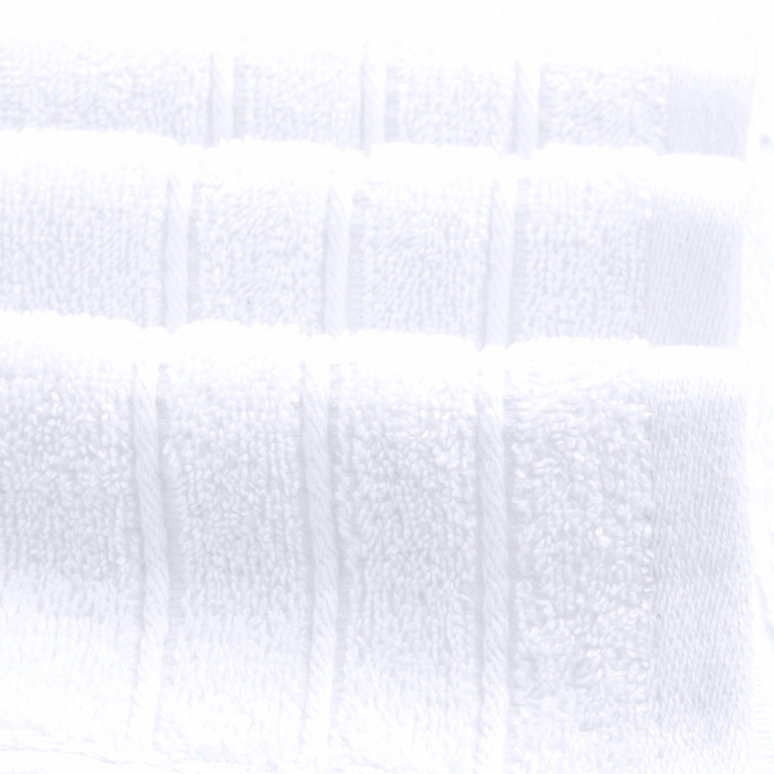 Tens Towels mise en scène salle de bain lifestyle montrant esthétique blanche apaisante