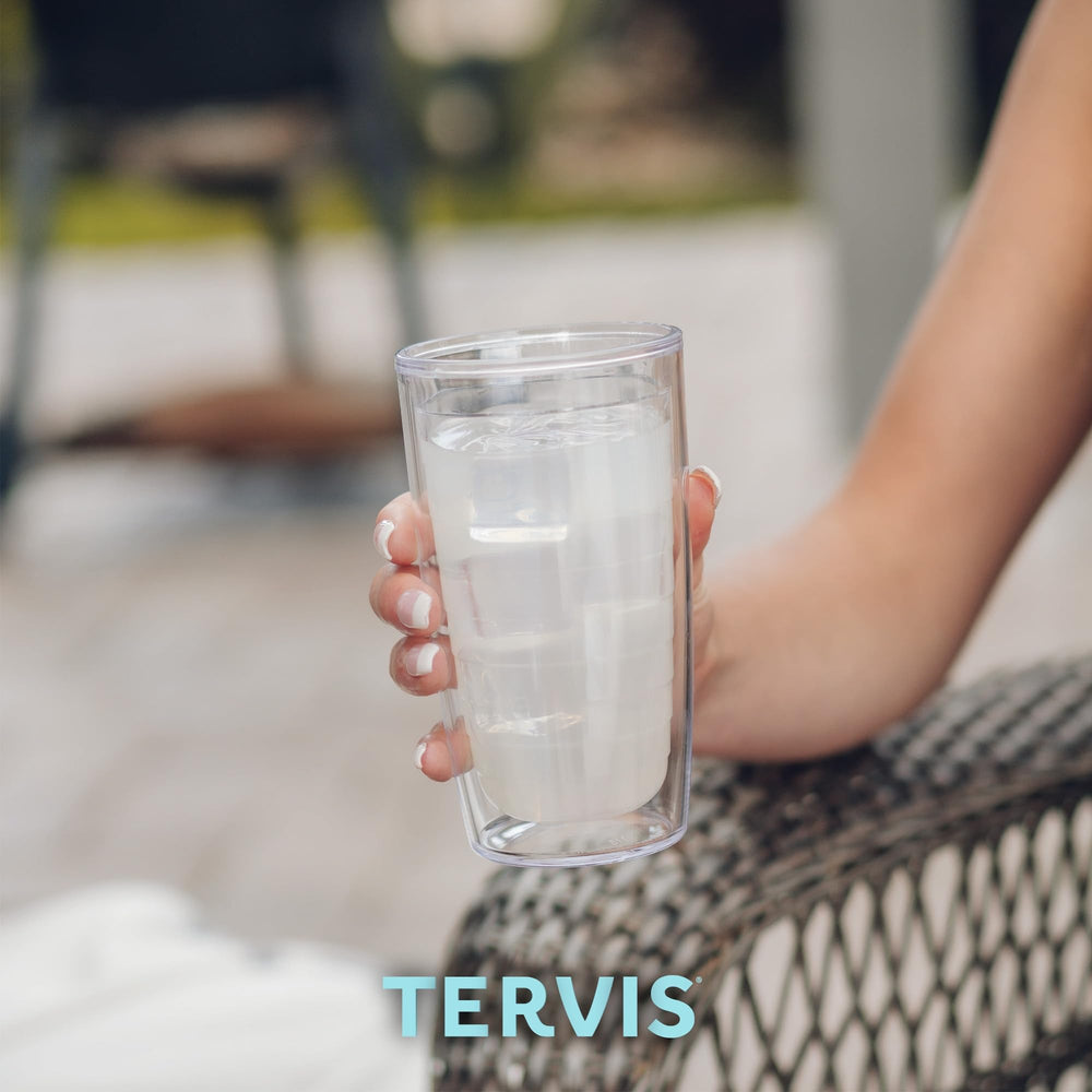 Tervis utilisé au micro‑ondes et au congélateur, polyvalence pratique