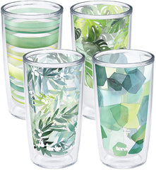 Tervis gobelet face avant montrant design vert et usage familial