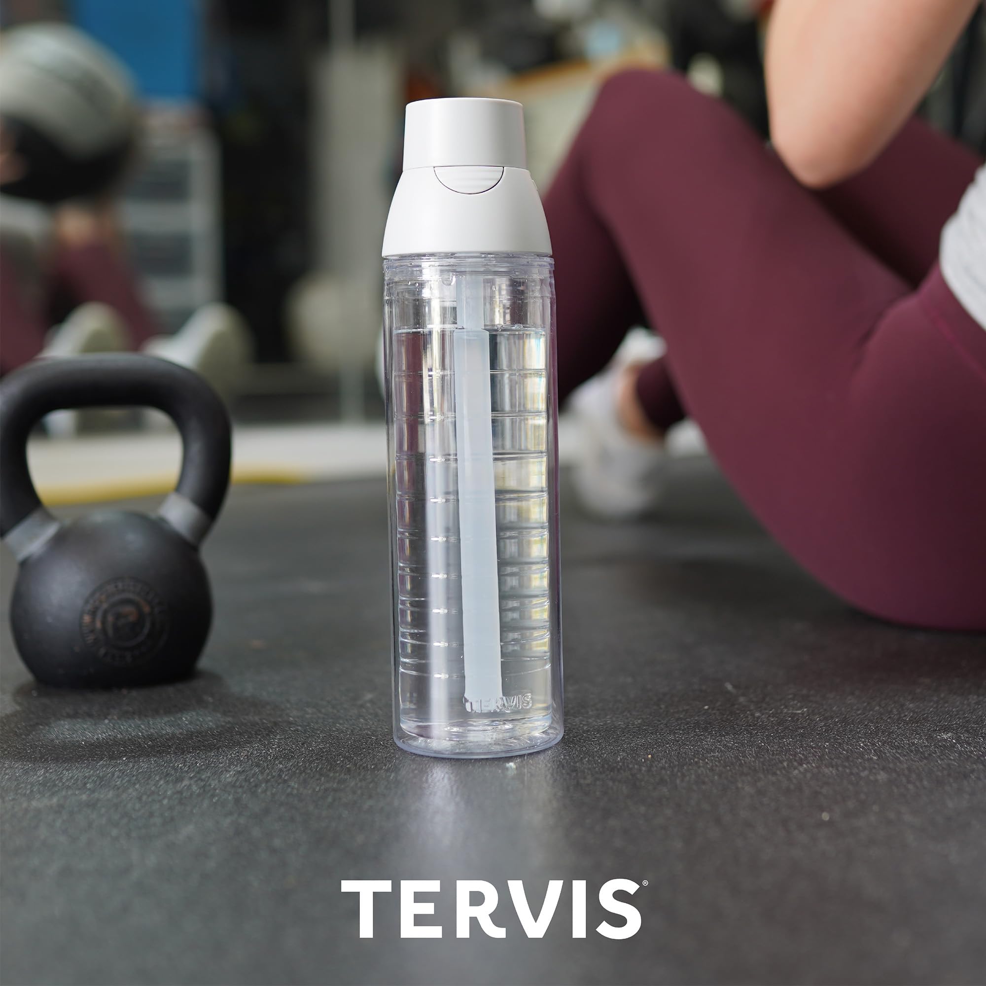 Comparaison taille Tervis 24oz illustrant capacité et échelle pratique
