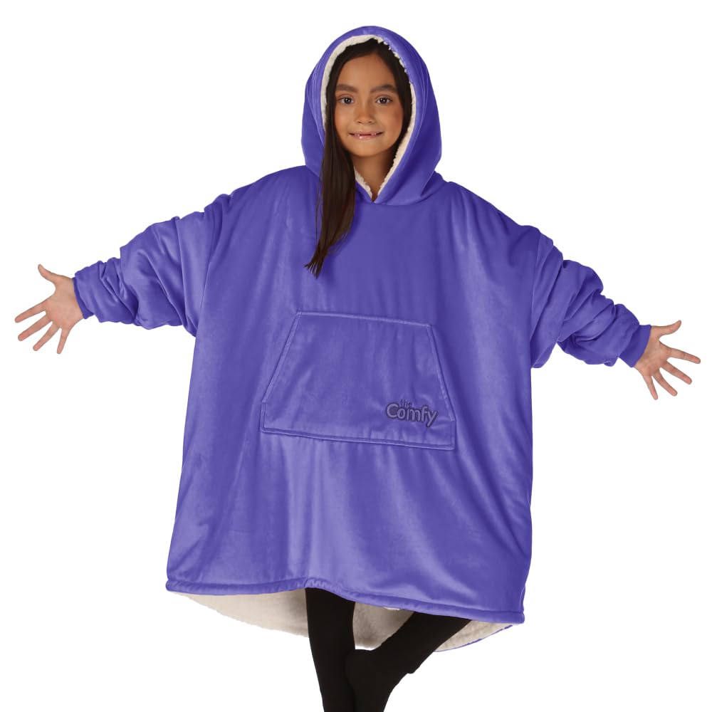 THE COMFY vue avant montrant la capuche et la coupe confortable pour enfants