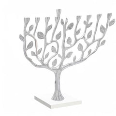 The Dreidel Company menorah en situation familiale ajoutant ambiance chaleureuse