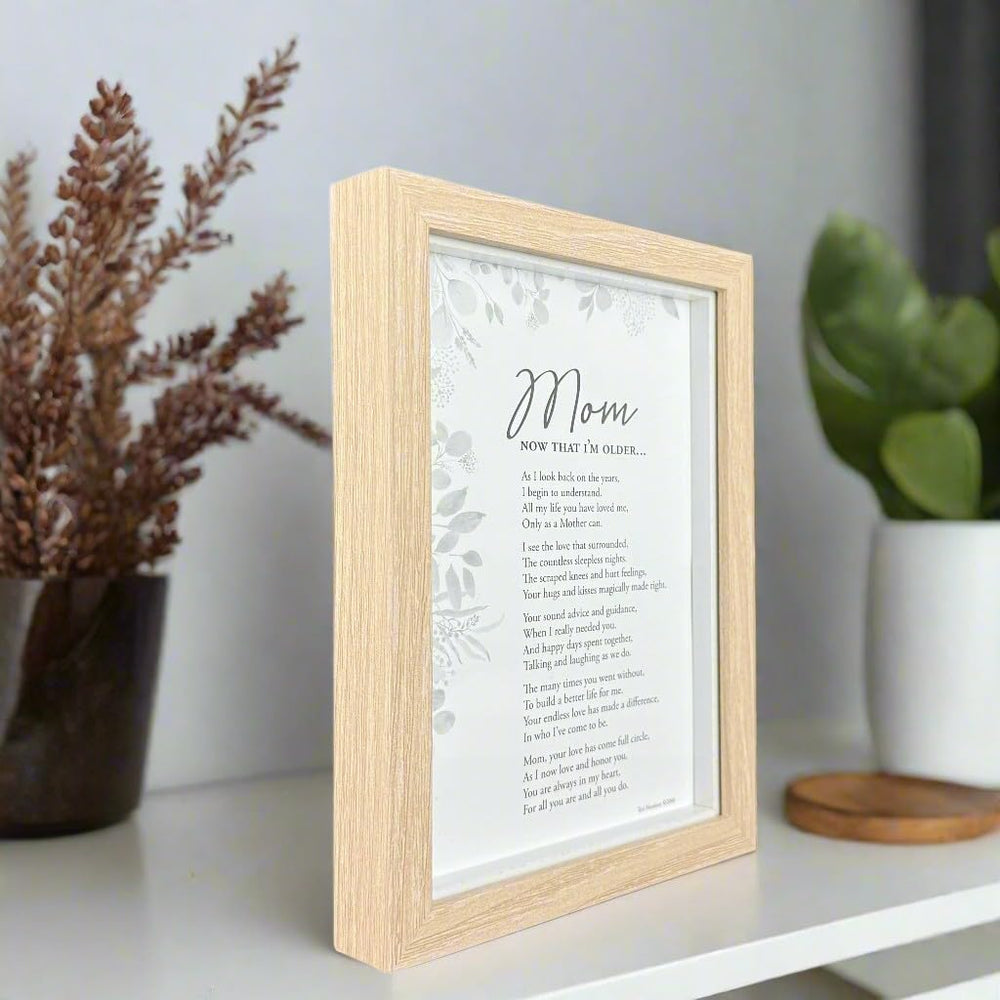 The Grandparent Gift Co détail bois grain souligne qualité artisanale