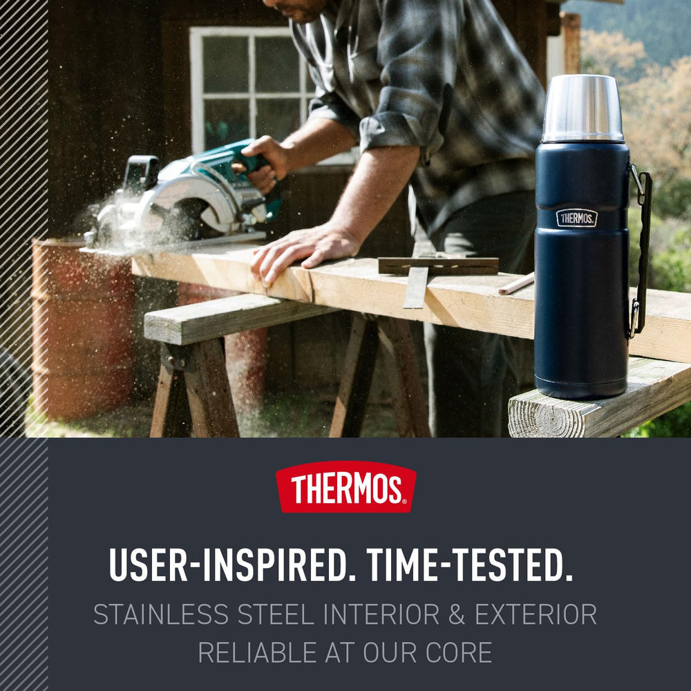 THERMOS posé sur une table de camping montrant partage et praticité