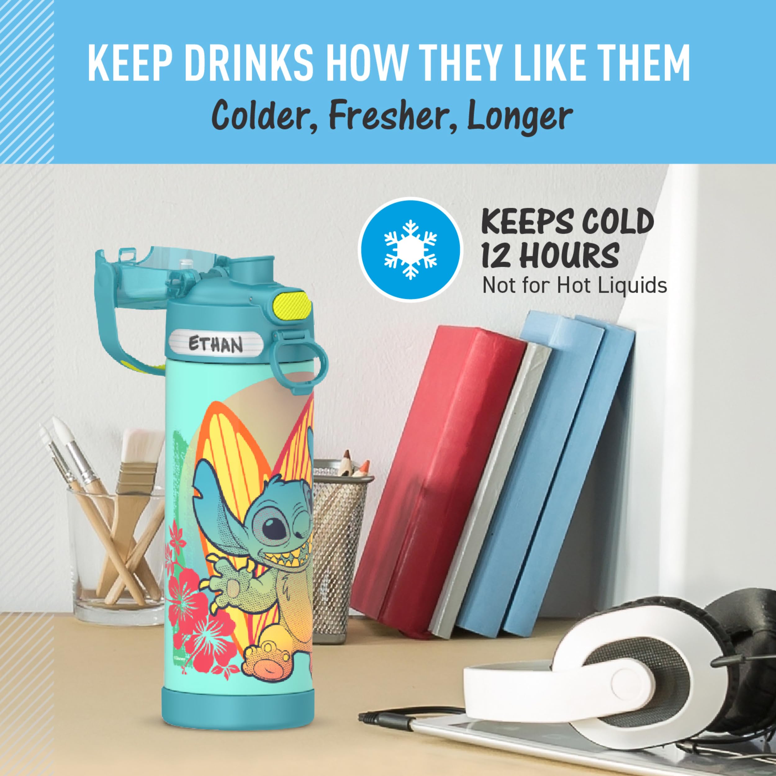Enfant utilisant la THERMOS FUNtainer Stitch à l'école, hydratation pratique toute la journée