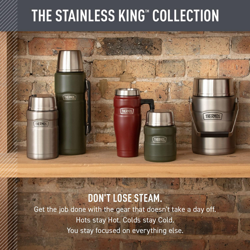 THERMOS comparaison d'échelle montrant la contenance 47oz proche d'une bouteille