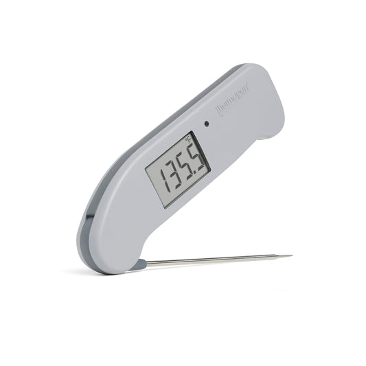 ThermoWorks Thermapen ONE face avant Dove Grey montrant design ergonomique et lisibilité