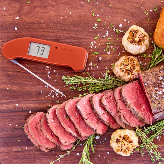 ThermoWorks Thermapen ONE sonde rétractable, détail montrant robustesse et rapidité