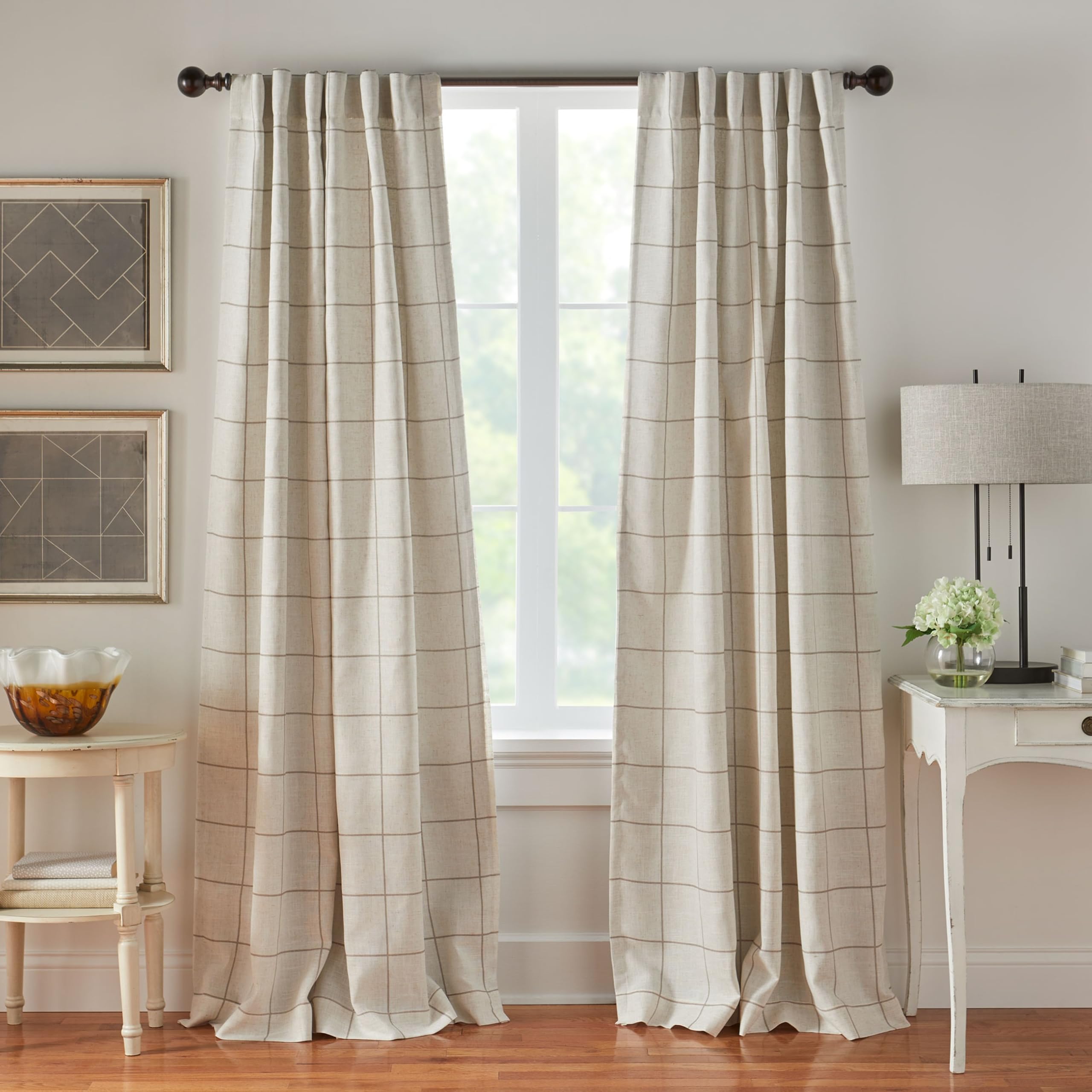 Threadmade Brighton vue avant du panneau occultant montrant motif carreaux et style moderne