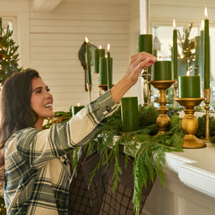 Thymes Frasier Fir étiquette visible, marque et parfum identifiables