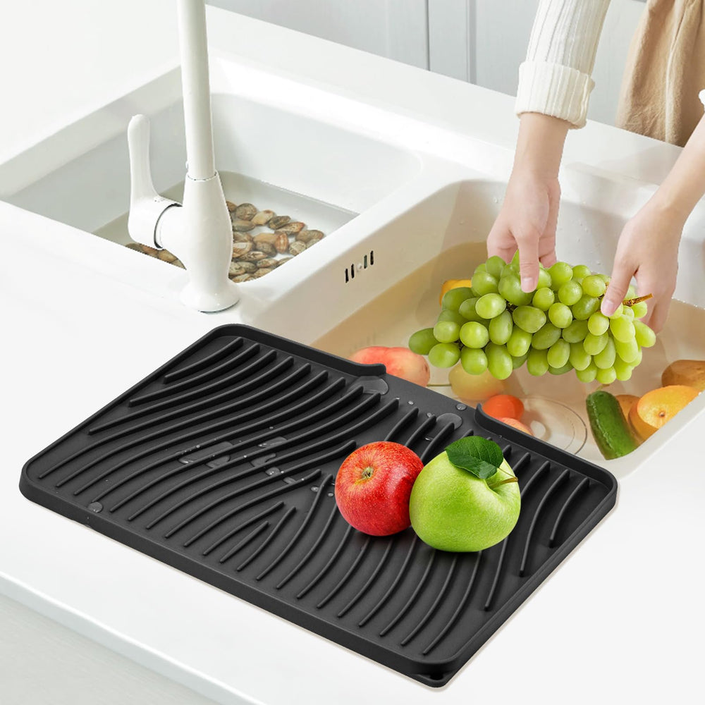 TIKNIK tapis à côté d'assiette pour comparaison d'échelle et dimensions pratiques