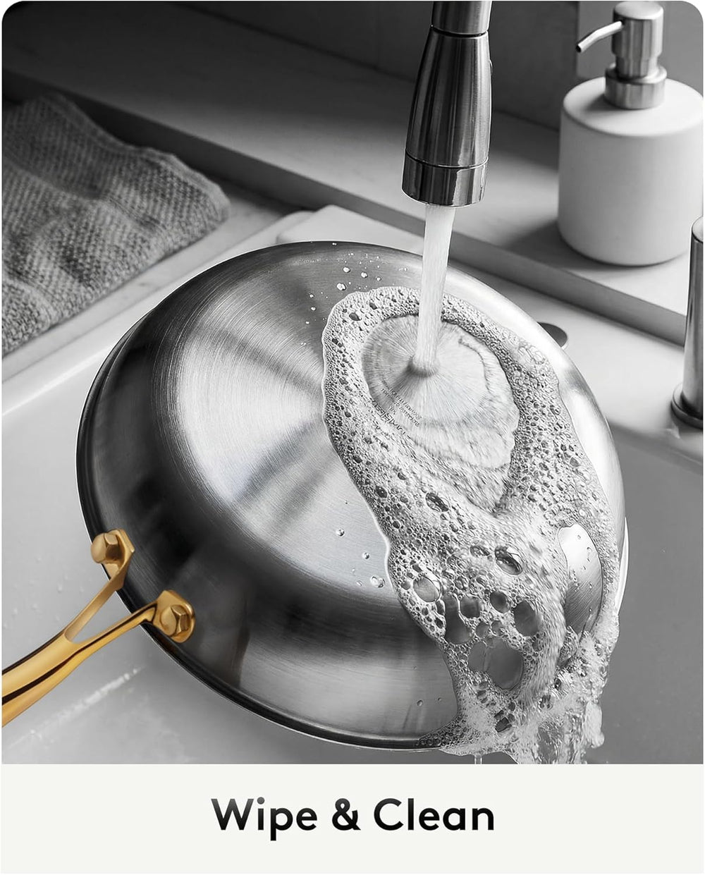 Titanium Wave mise en scène cuisine moderne représentant robustesse et design élégant