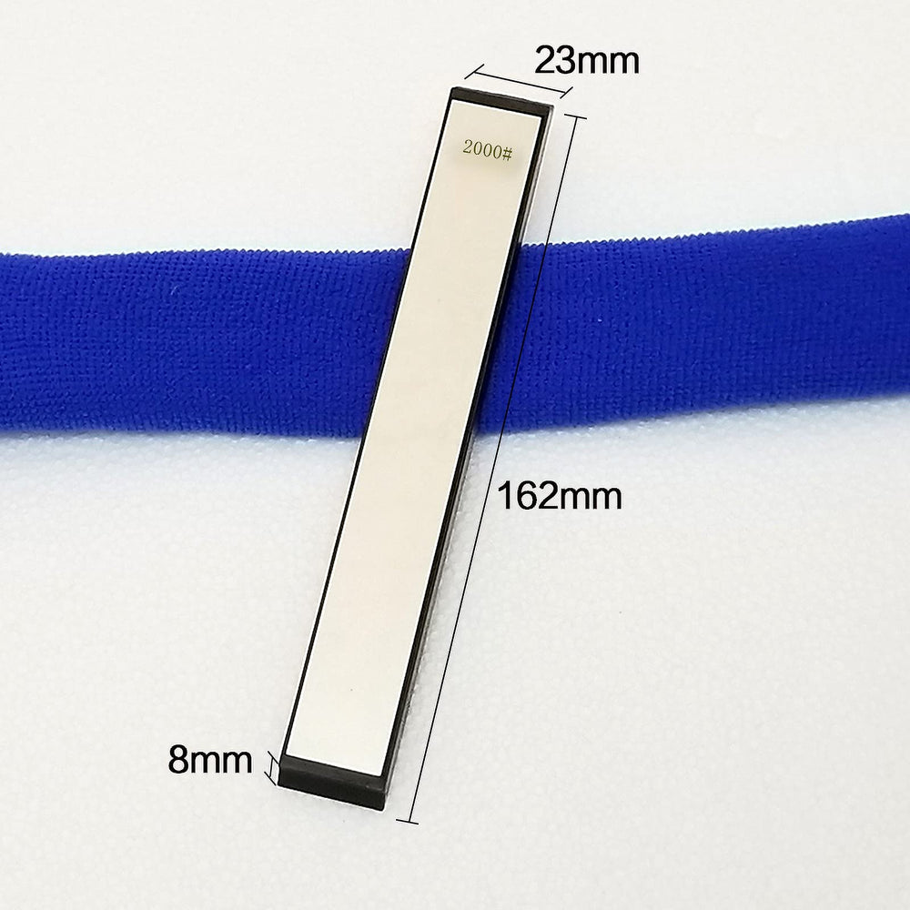 Tiweio gros plan sur surface diamant montrant durabilité et coupe