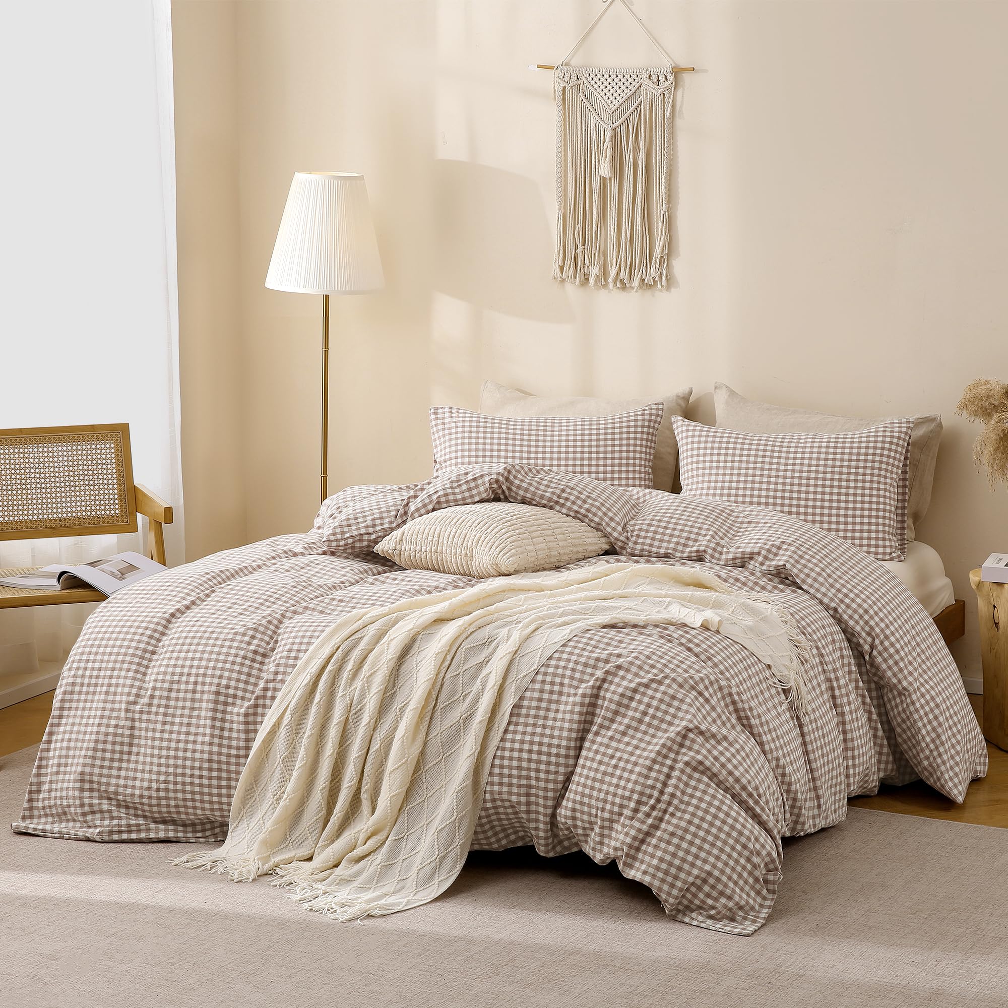 TOCOMOA gros plan du tissu coton lavé montrant texture lin et douceur accrue
