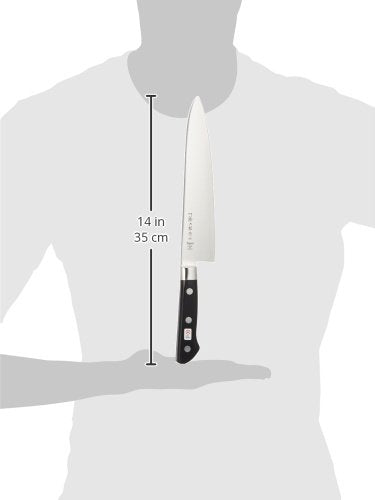 Tojiro couteau en cuisine en usage découpes précises et gain de temps