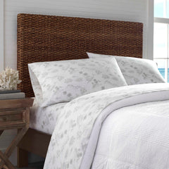 Tommy Bahama drap-housse élastique montrant maintien sûr du matelas