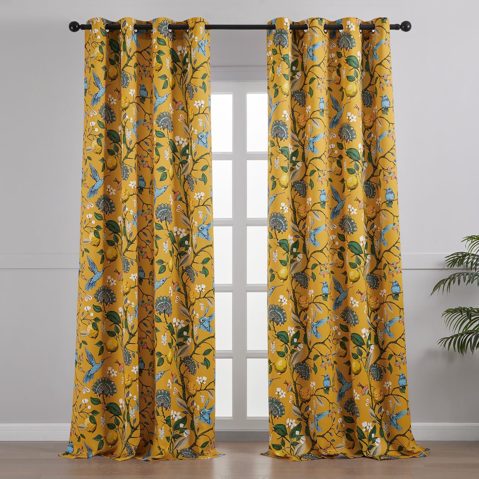 Topfinel gros plan motif colibri floral avec touche décorative chaleureuse