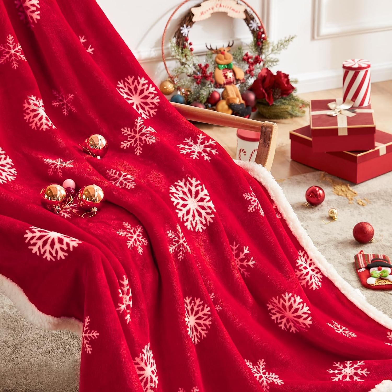 Touchat motif flocon visible sur flanelle, esthétique festive élégante