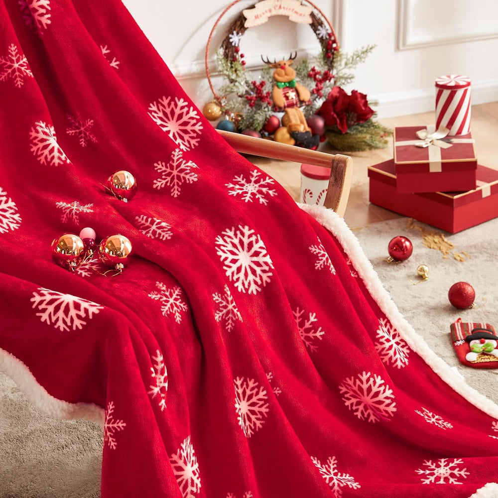 Touchat motif flocon visible sur flanelle, esthétique festive élégante