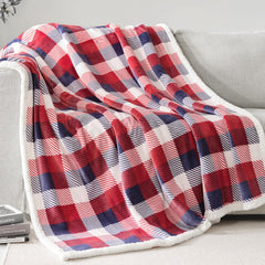 Touchat gros plan Sherpa montrant douceur et isolation confortable