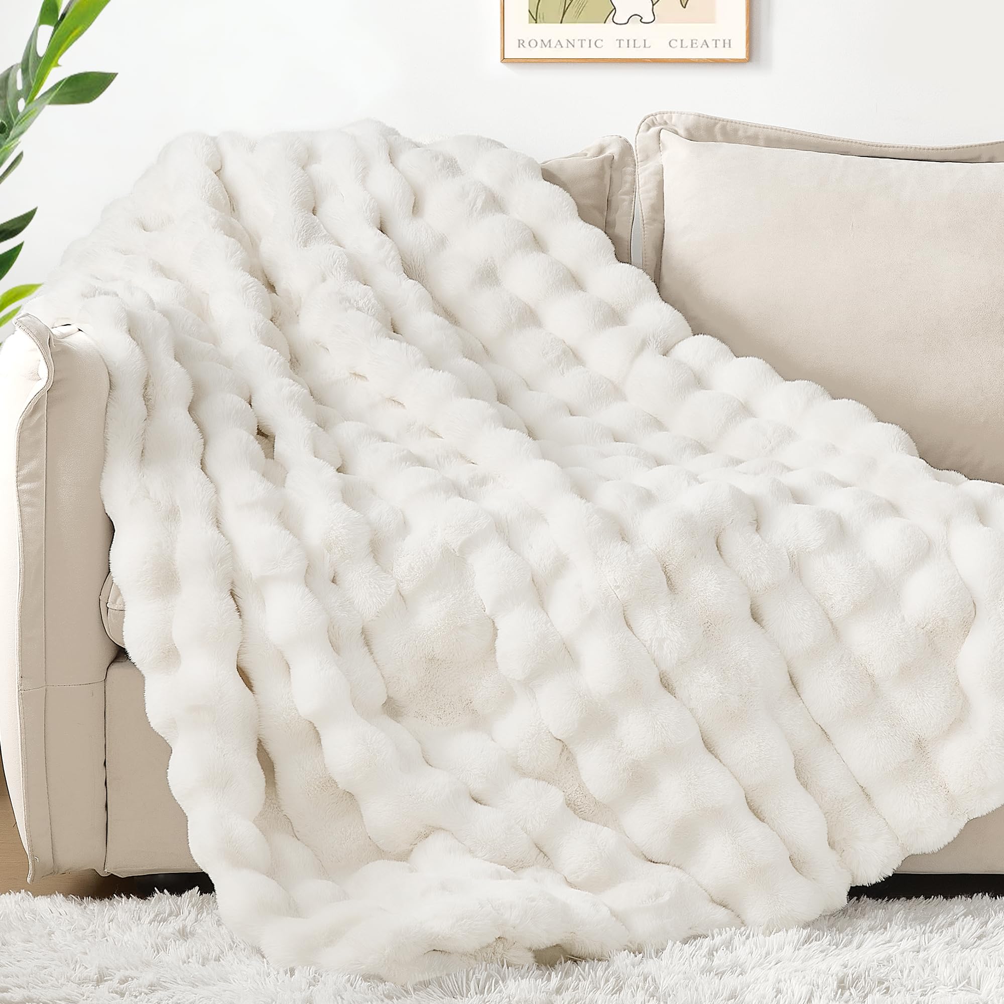 Touchat plaid étalé sur lit double pour couverture généreuse