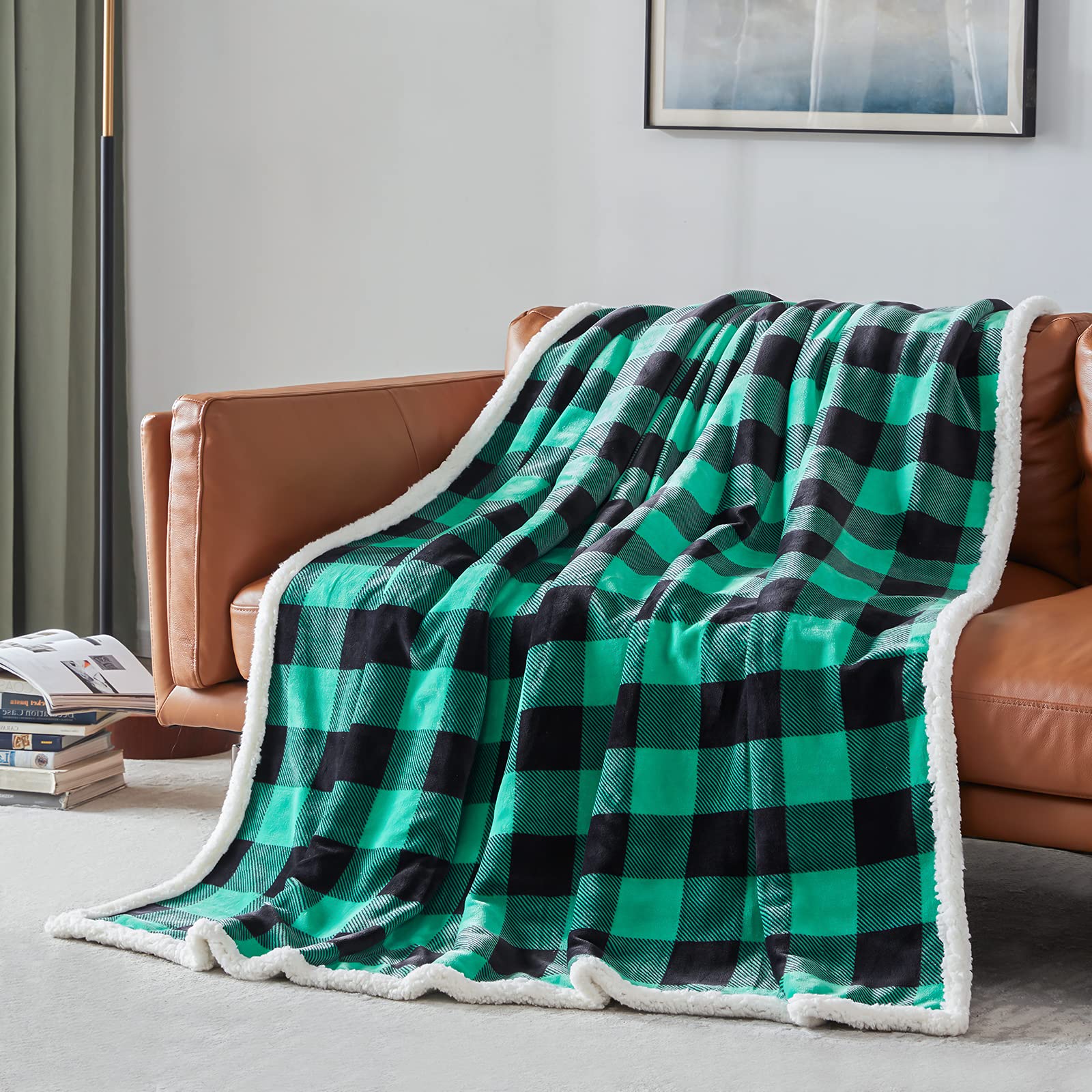 Touchat gros plan sherpa moelleux offrant chaleur et douceur tactile
