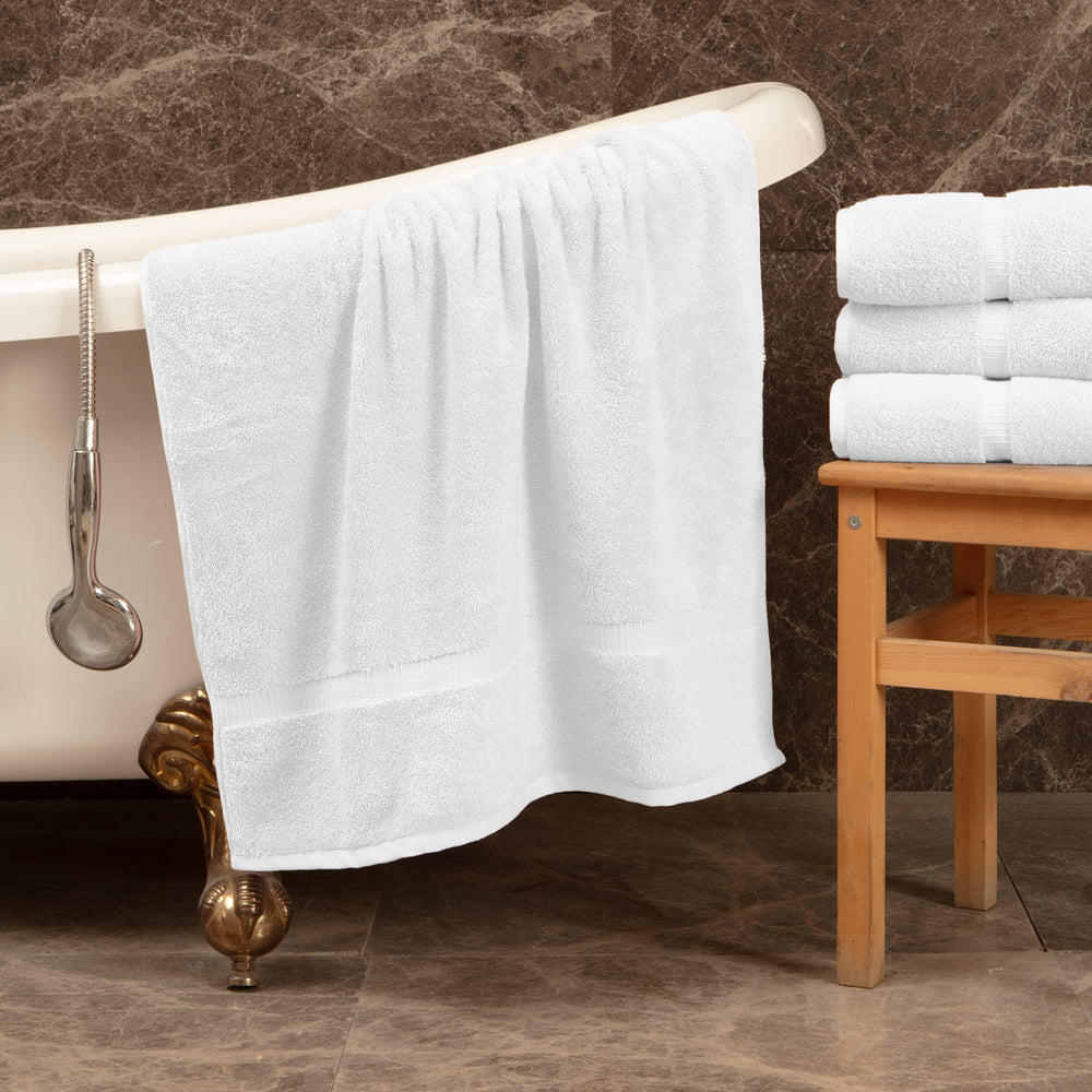 Towel Bazaar serviette suspendue montrant séchage rapide et finition nette