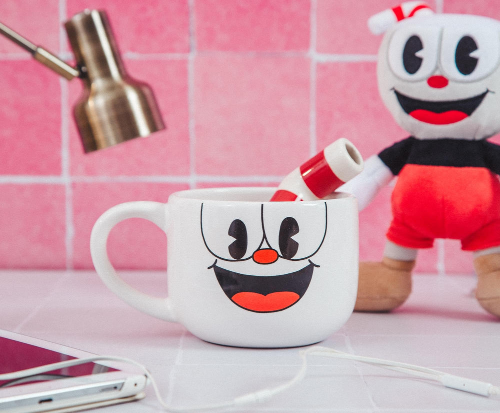 Toynk Cuphead étiquette montrant capacité 20 oz idéale pour longues boissons