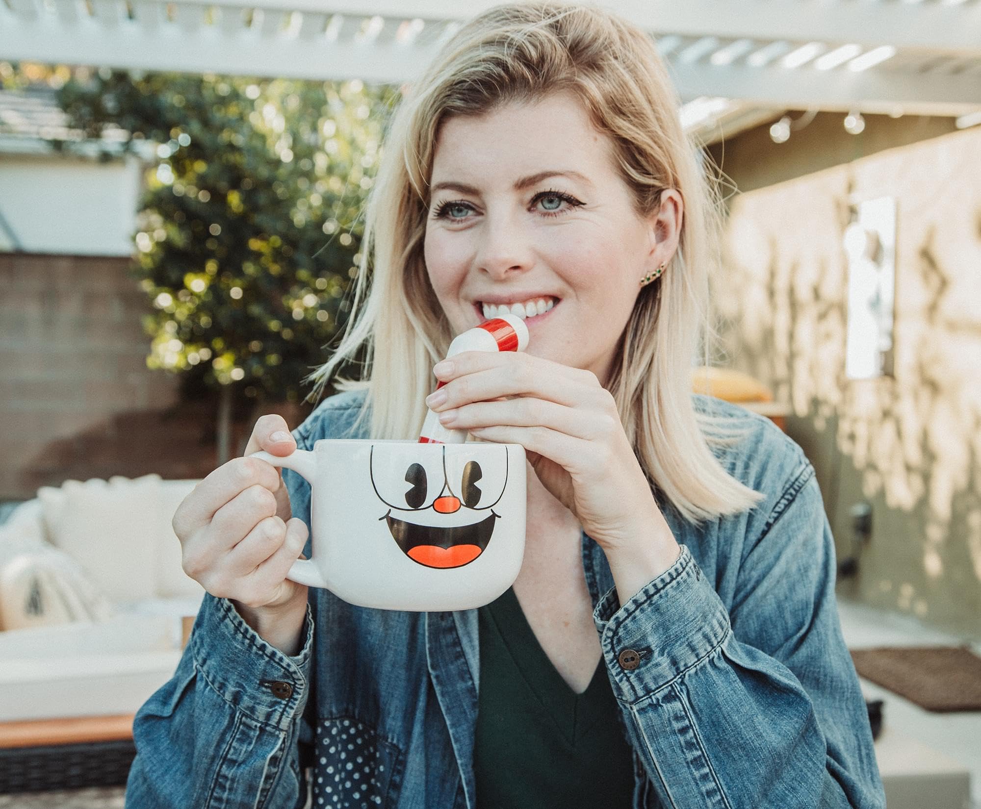 Toynk Cuphead en mise en scène salon décoratif et attractif pour collection