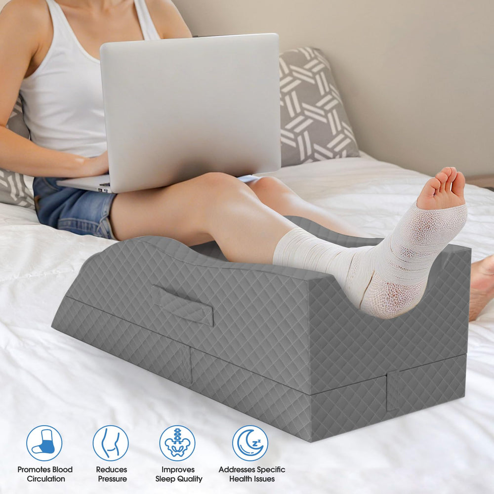 TranquilRelax coussin installé sur lit aide à reposer les jambes après chirurgie
