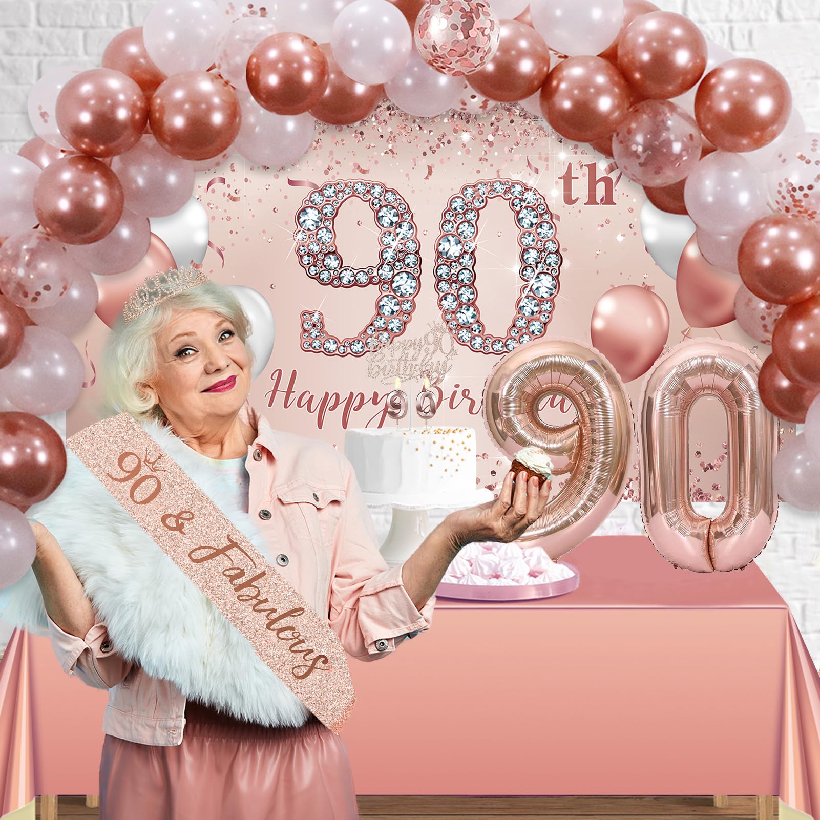 Trgowaul nappe rose gold habille la table et souligne l'esthétique