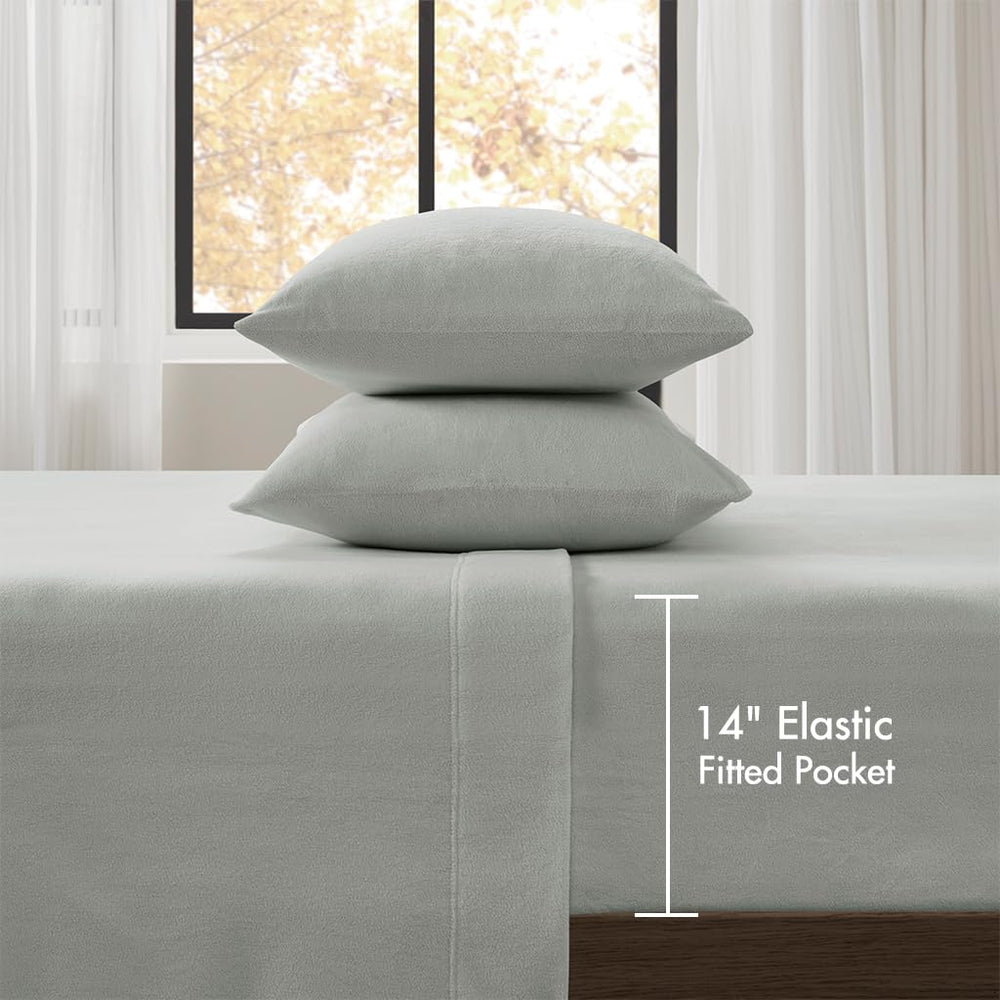 True North by Sleep Philosophy comparaison taille matelas illustre ajustement pour matelas jusqu'à 16 pouces