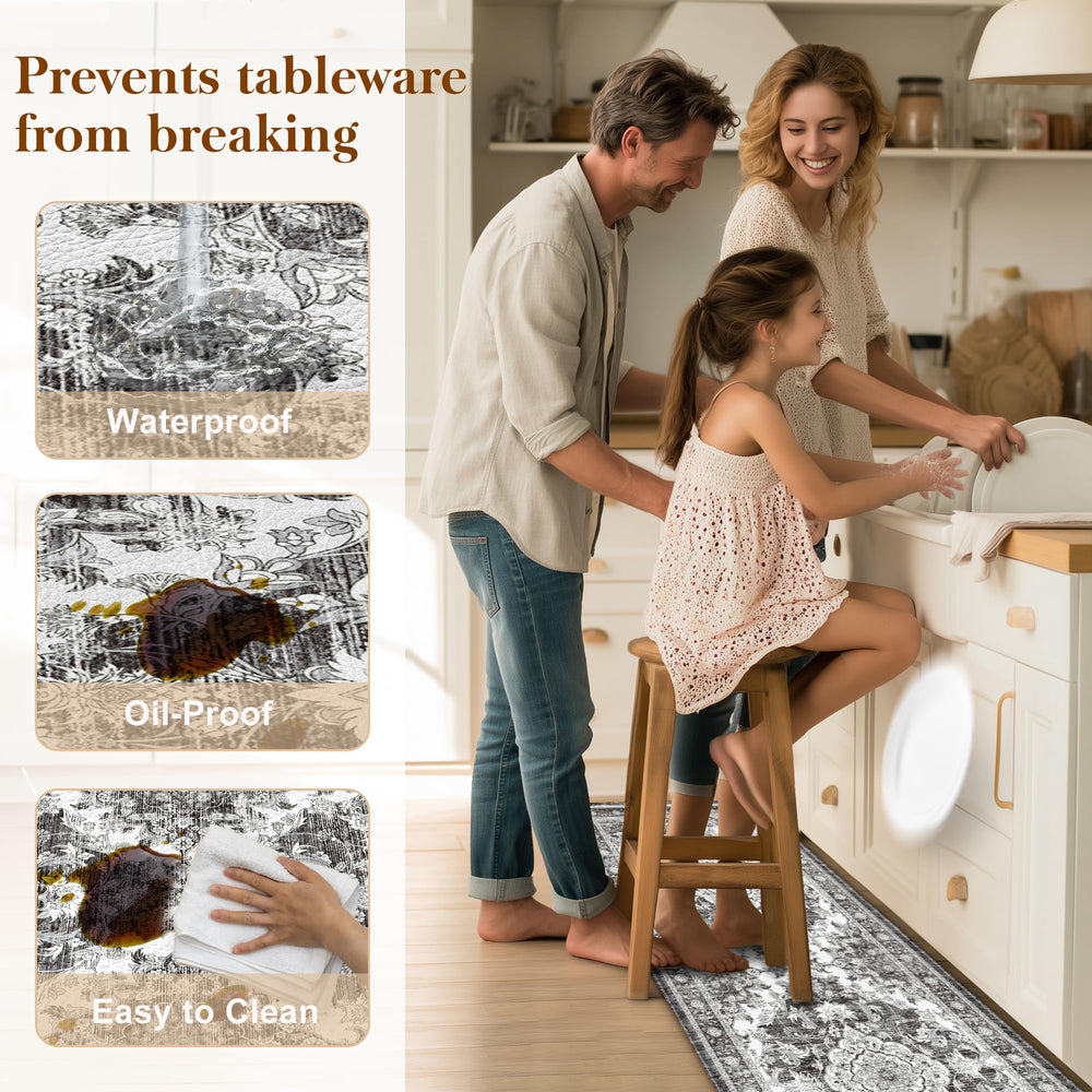 tubeamin tapis posé près de l'évier, sécurité et confort en usage