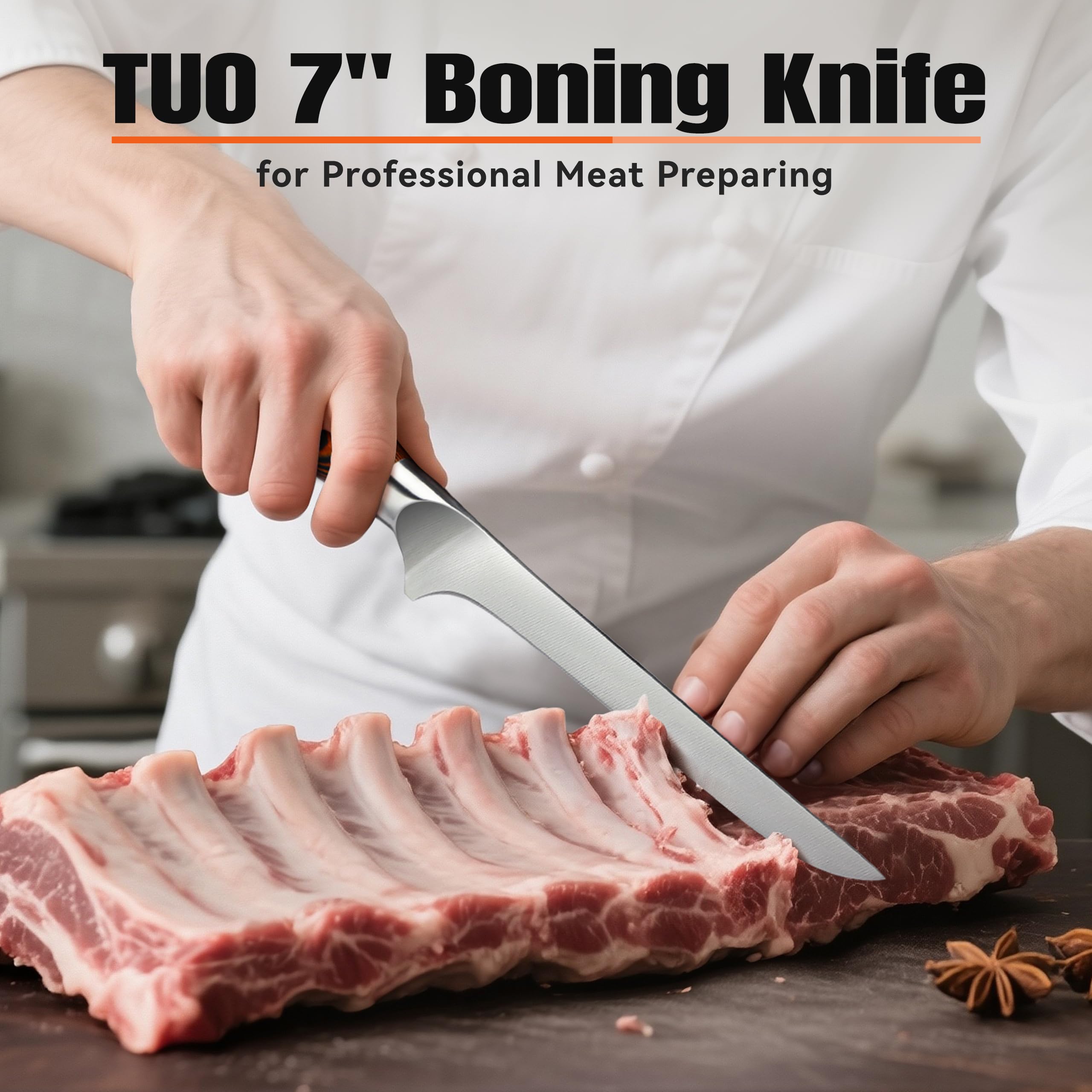 TUO couteau en action tranchant viande, contrôle précis lors du désossage