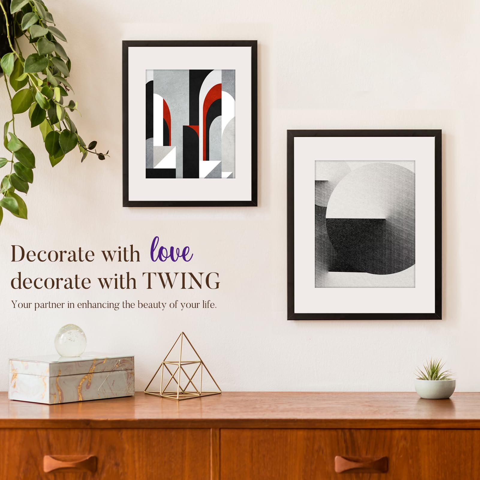 TWING cadre posé à côté d'un objet pour visualiser l'échelle réelle