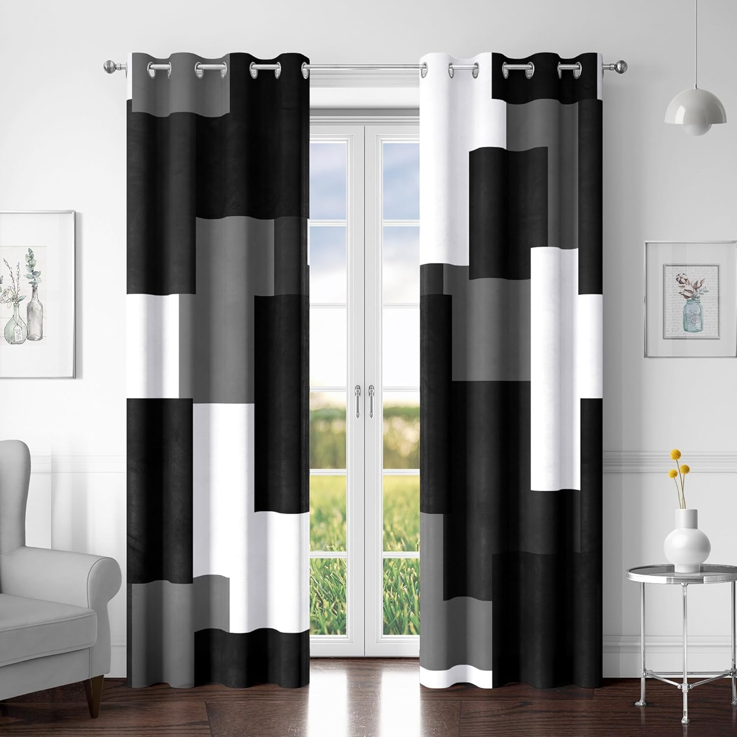 Tyrot vue avant des deux panneaux montrant le design et le tombé élégant