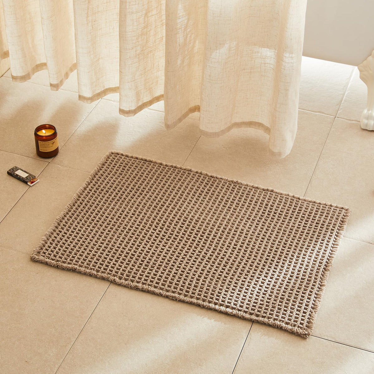 TYUU tapis de bain face avant beige, confort immédiat