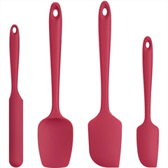 U-Taste ensemble complet rouge montrant quatre spatules durables et polyvalentes