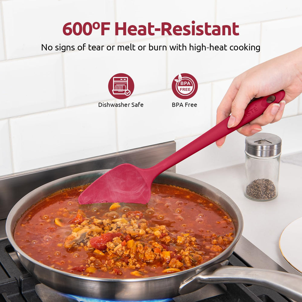 U-Taste spatule en action dans un bol montrant efficacité de mélange