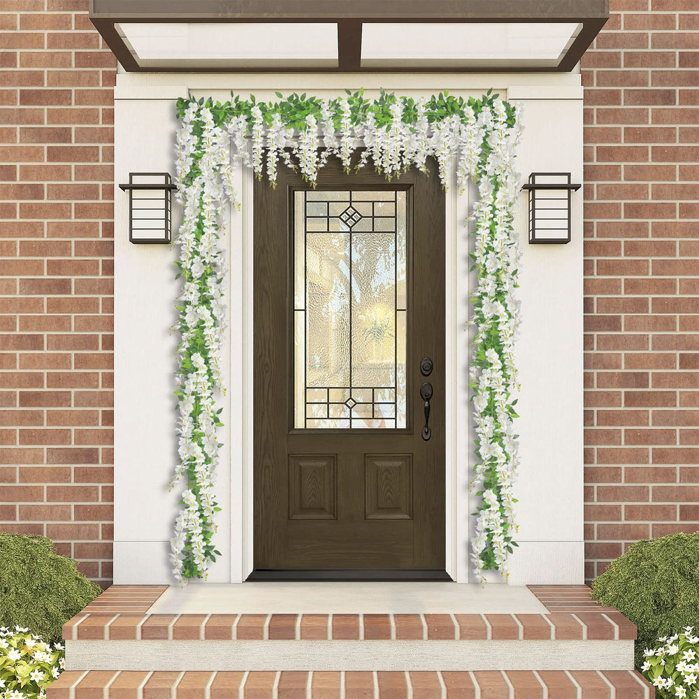 U'Artlines guirlande suspendue sur balcon créant ambiance chaleureuse