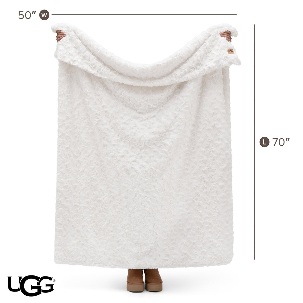 UGG Adalee emballage et étiquette avec informations OEKO-TEX et entretien