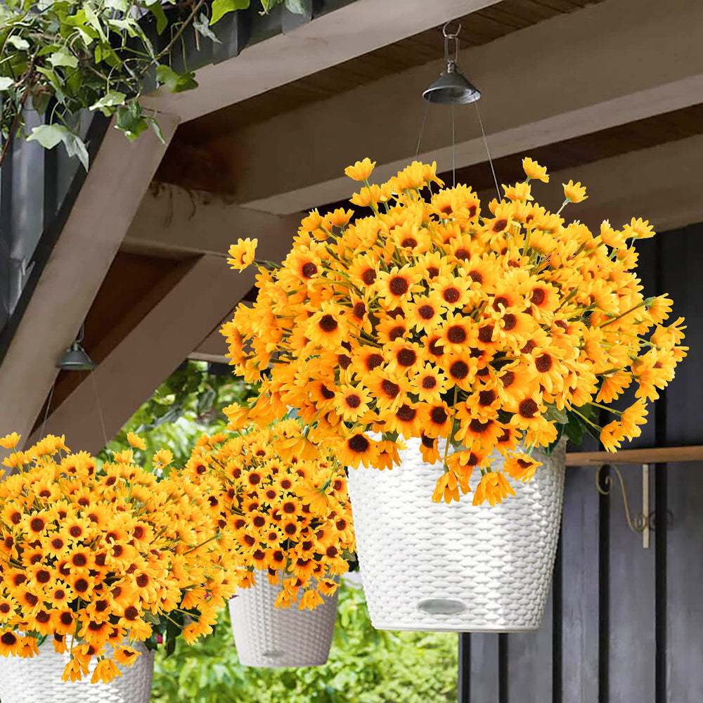 Uieke fleurs sur balcon protégé résistant aux UV et couleurs vives