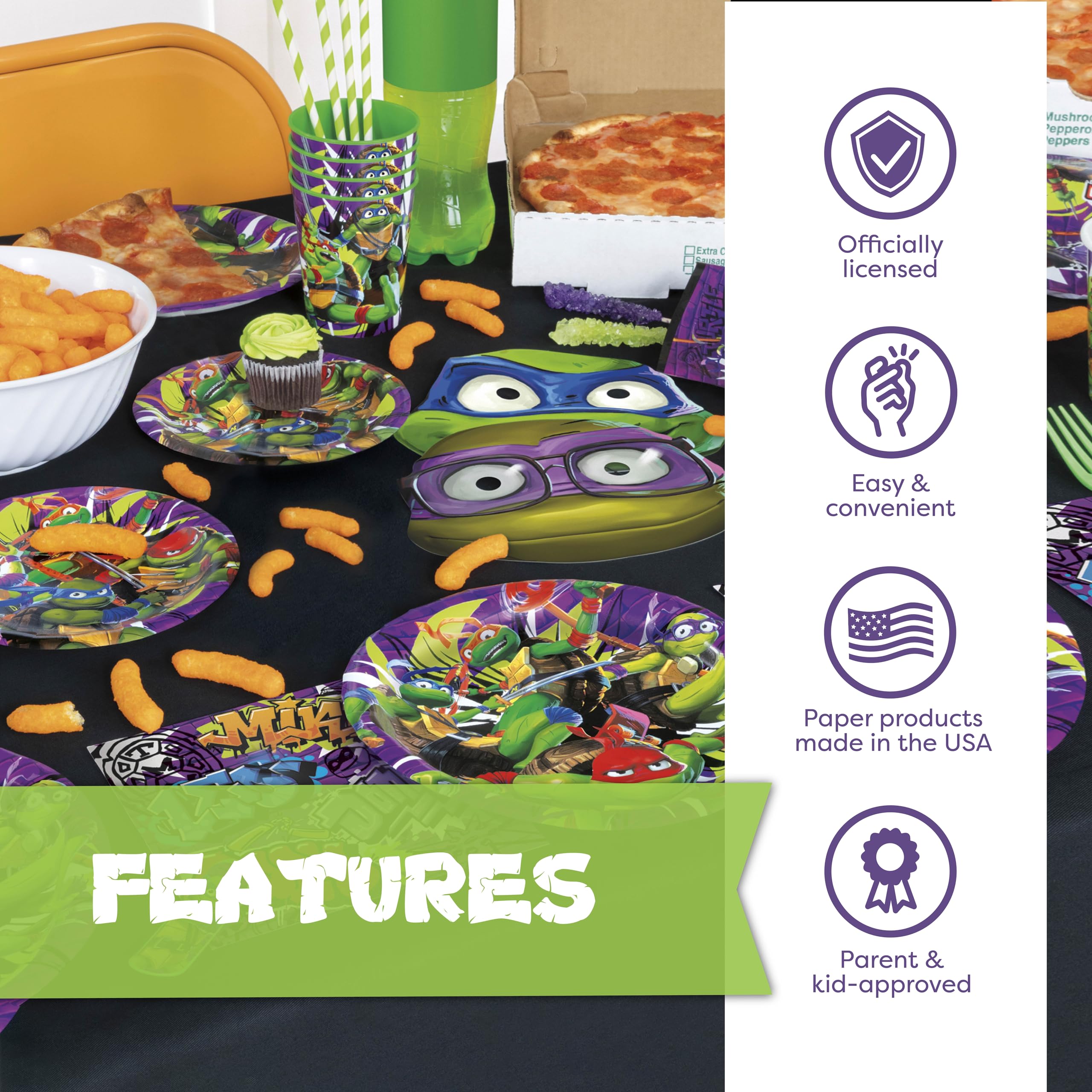 Bannière Unique TMNT installée au mur, crée un point photo attractif pour fêtes