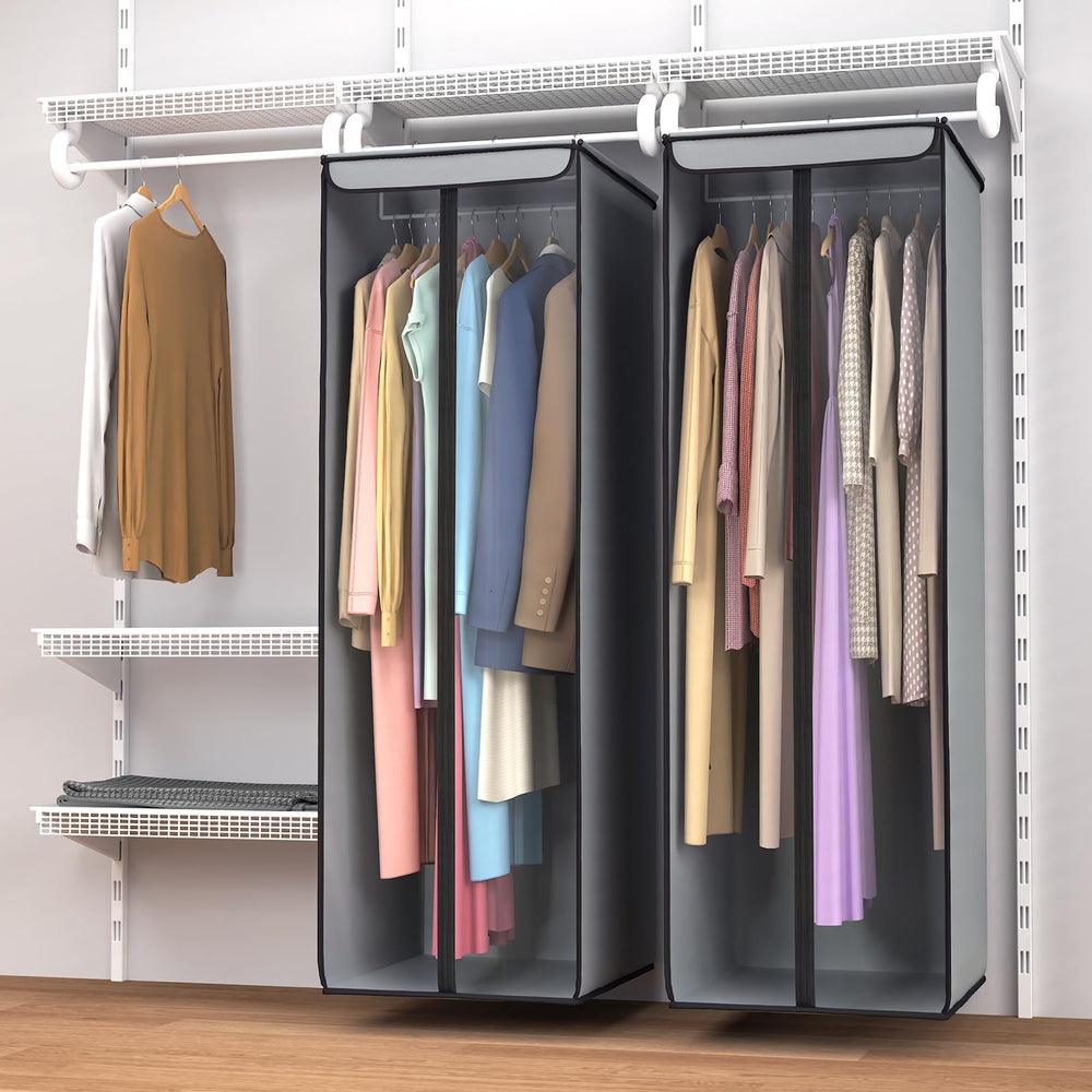 Univivi housse en situation dans une garde-robe pour organisation pratique