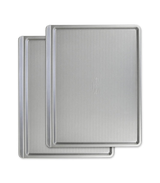 USA Pan plaque face avant montrant la taille et la finition antiadhésive pour une cuisson régulière
