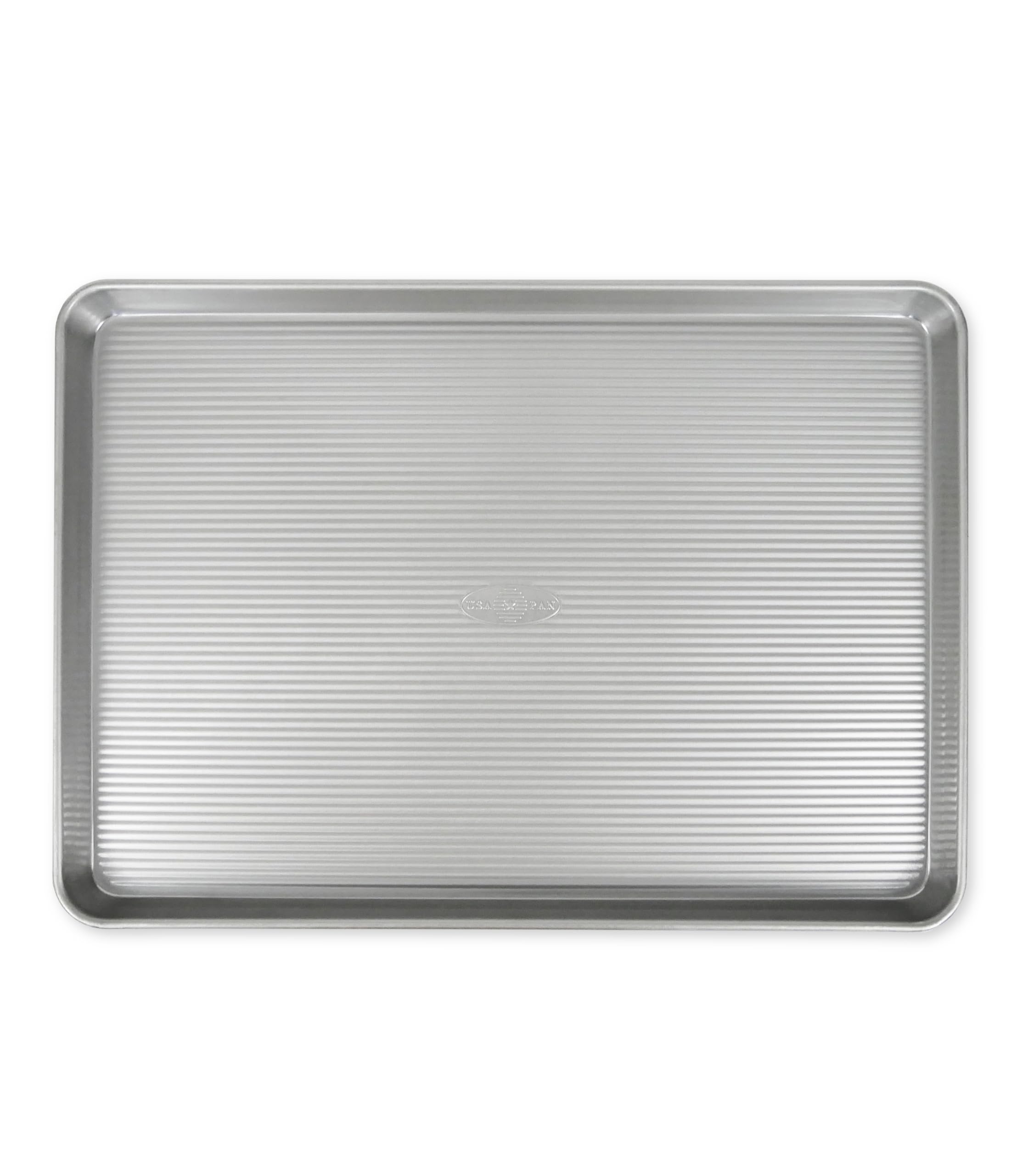 USA Pan plaque face avant montrant grande surface pour cuissons multiples