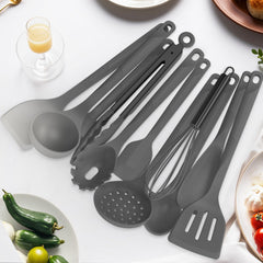 USECANO comparaison taille posés à côté d une assiette pour l échelle