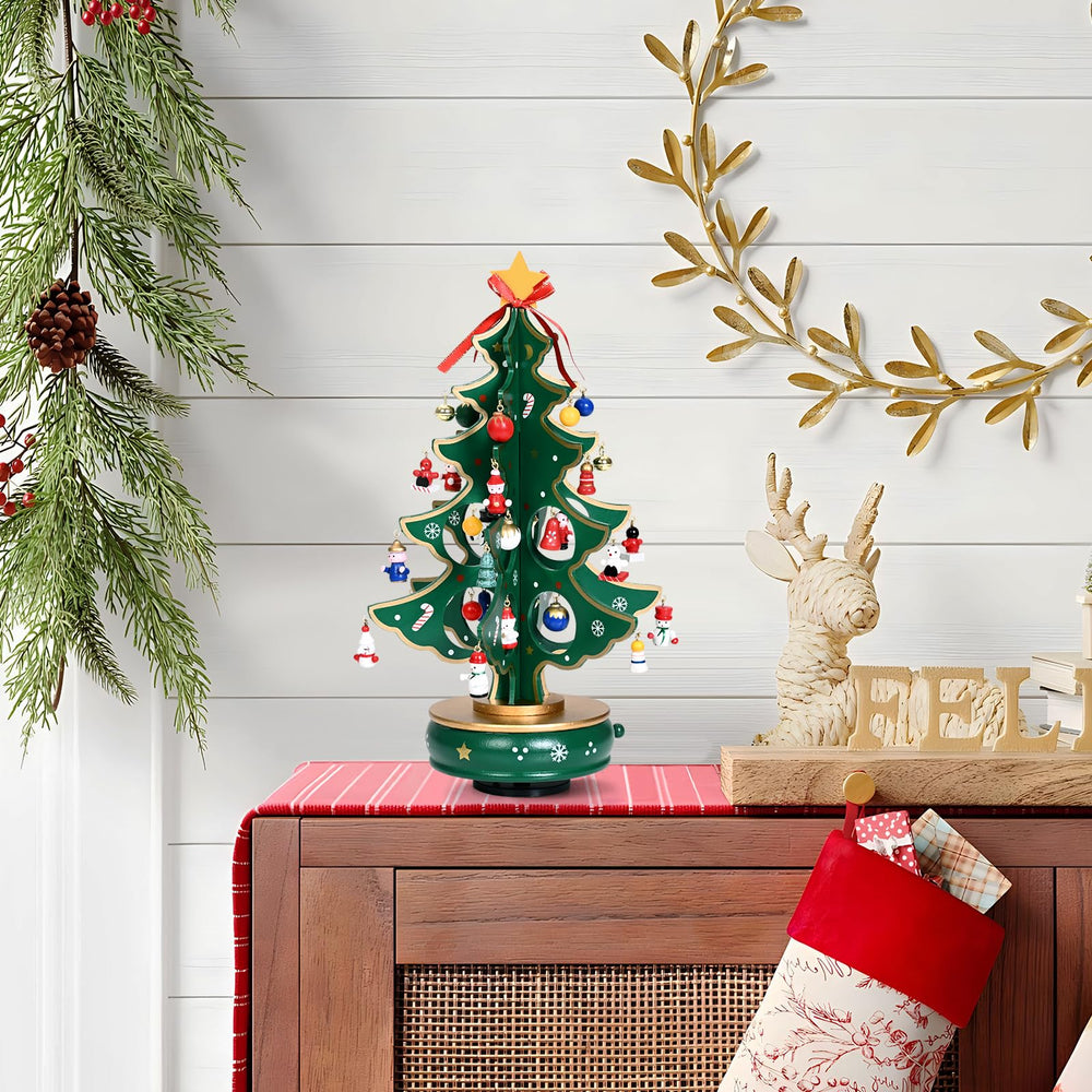 Uspring vue d'ensemble du sapin décoré, montre transformation jour après jour