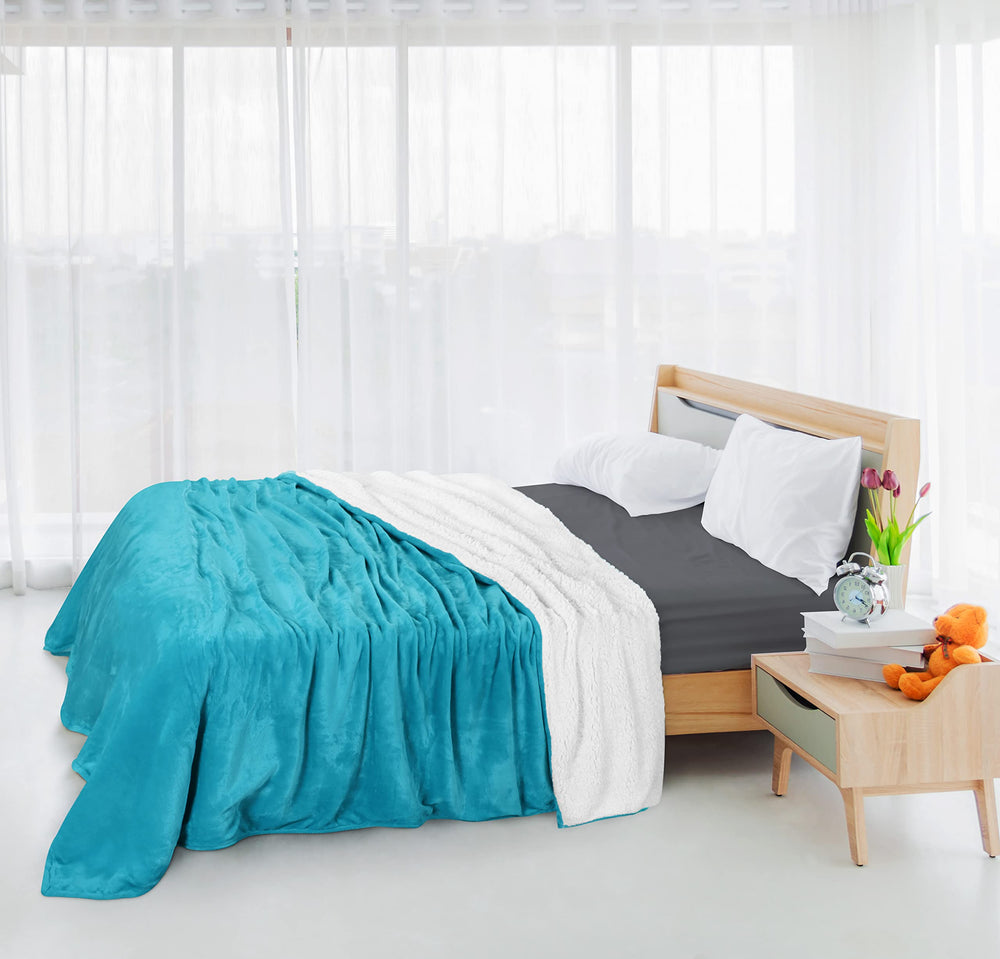 Utopia Bedding couverture sur lit queen montrant taille généreuse